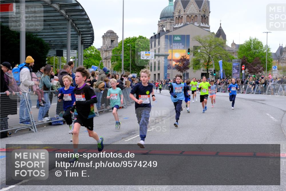 25.04.2026 - Das Zehntel Tim E. http://msf.ph/oto/9574249 25.04.2026 10:49:57 Ziel 5101, 5444, 5587, 5833, 6043, 6332, 6349, 6414, 6684, 6710, 7257, 7260, 7688, 7695, 8032, 8037, 8040, 8051 meine-sportfotos.de