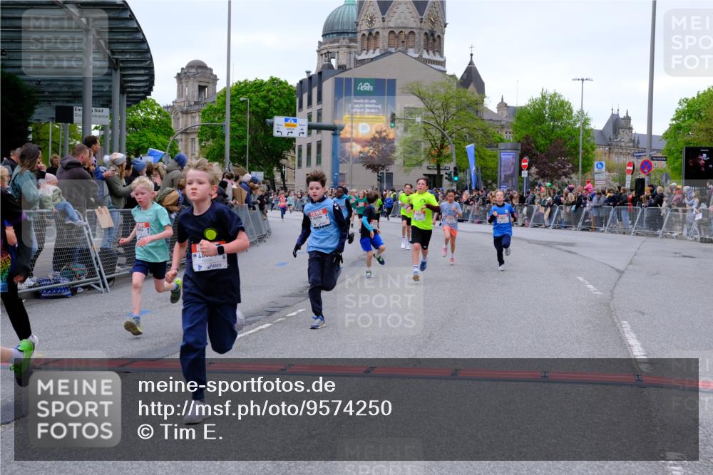 25.04.2026 - Das Zehntel Tim E. http://msf.ph/oto/9574250 25.04.2026 10:49:57 Ziel 5101, 5444, 5587, 5833, 6043, 6332, 6349, 6414, 6684, 6710, 7257, 7260, 7688, 7695, 8032, 8037, 8040, 8051 meine-sportfotos.de