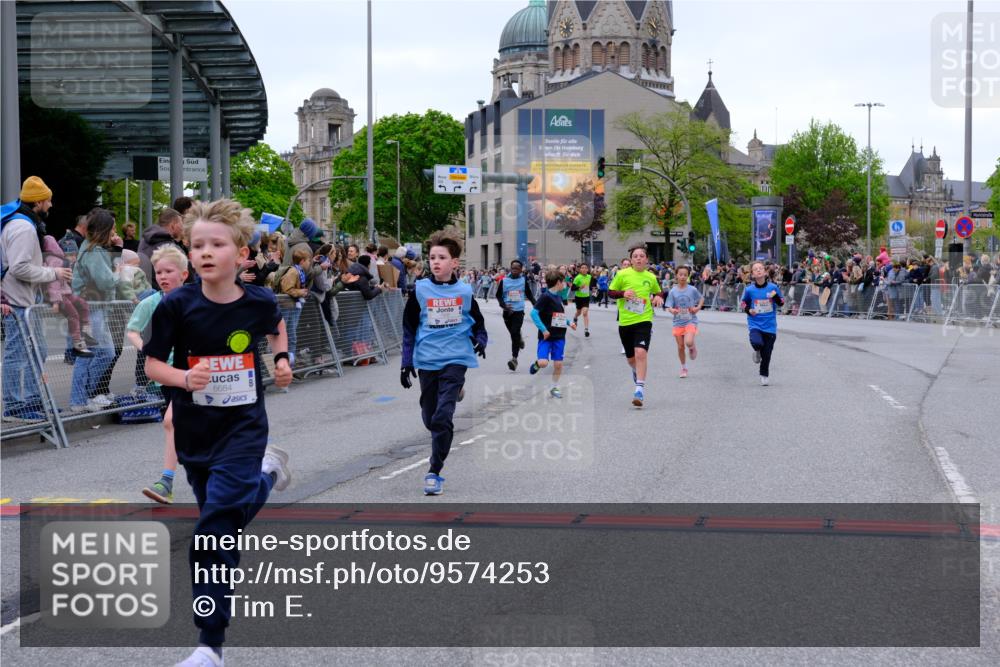 25.04.2026 - Das Zehntel Tim E. http://msf.ph/oto/9574253 25.04.2026 10:49:57 Ziel 5101, 5444, 5587, 5833, 6043, 6332, 6349, 6414, 6684, 6710, 7257, 7260, 7688, 7695, 8032, 8037, 8040, 8051 meine-sportfotos.de