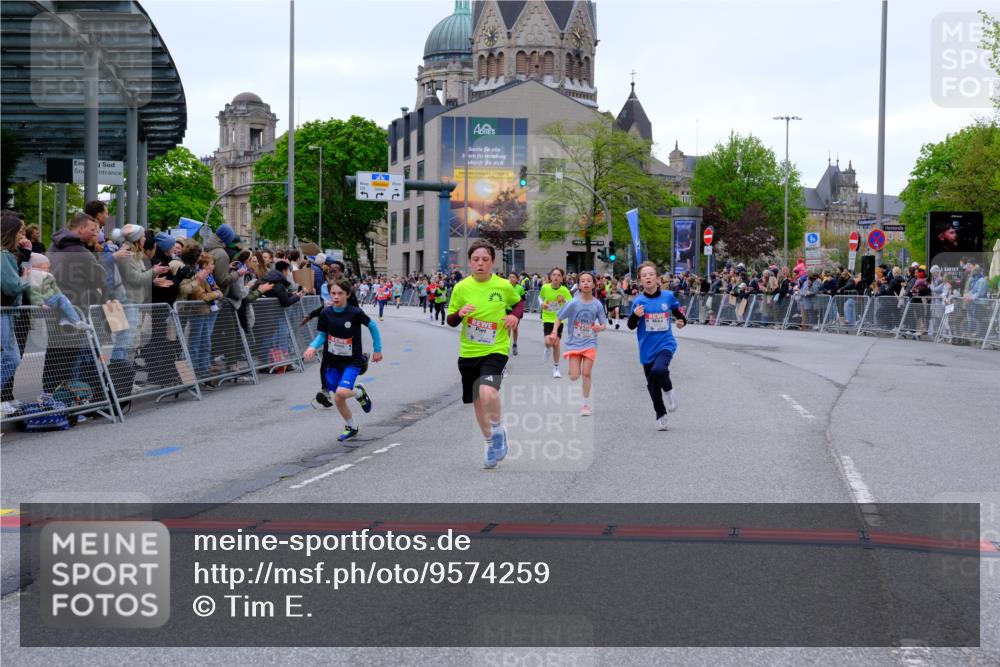25.04.2026 - Das Zehntel Tim E. http://msf.ph/oto/9574259 25.04.2026 10:49:58 Ziel 5101, 5444, 5587, 5833, 6043, 6332, 6349, 6414, 6684, 6710, 7257, 7260, 7688, 7695, 7929, 8032, 8037, 8040, 8051, 8054 meine-sportfotos.de