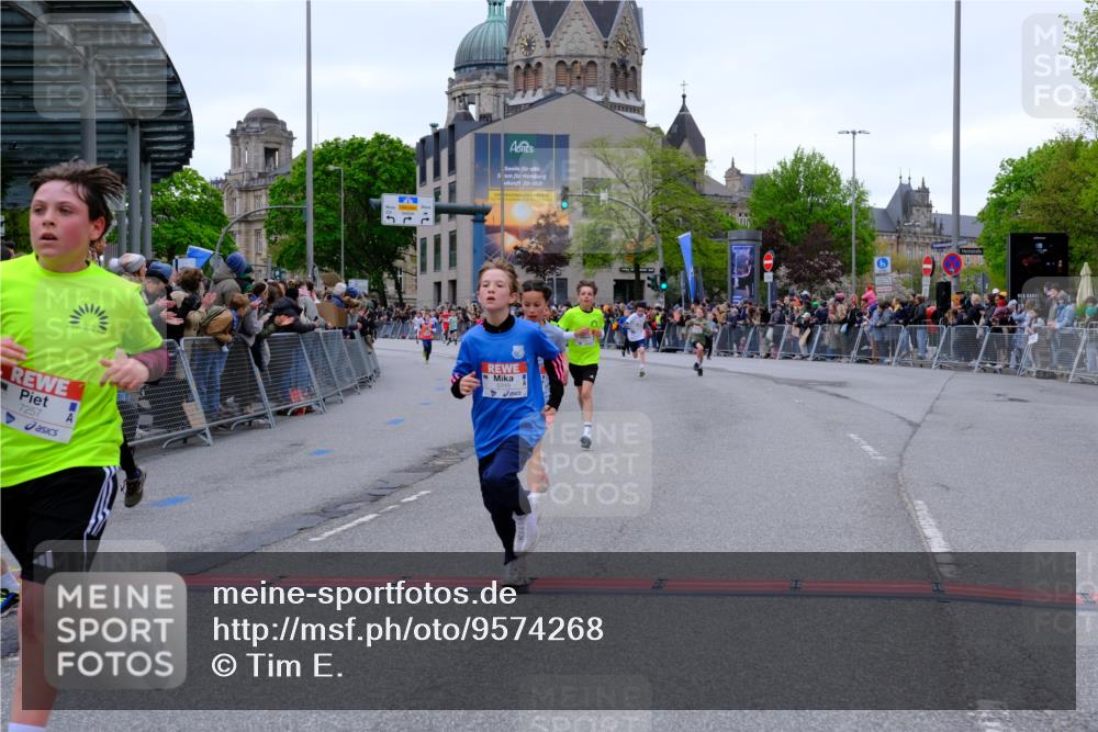 25.04.2026 - Das Zehntel Tim E. http://msf.ph/oto/9574268 25.04.2026 10:49:59 Ziel 5101, 5587, 5833, 6043, 6332, 6349, 6414, 6684, 6710, 7257, 7260, 7688, 7695, 7929, 8032, 8037, 8040, 8051, 8054 meine-sportfotos.de