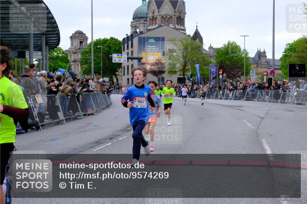 25.04.2026 - Das Zehntel Tim E. http://msf.ph/oto/9574269 25.04.2026 10:50:00 Ziel 5101, 5587, 6043, 6332, 6349, 6414, 6684, 6710, 7257, 7260, 7688, 7695, 7929, 7951, 8032, 8037, 8040, 8051, 8054 meine-sportfotos.de