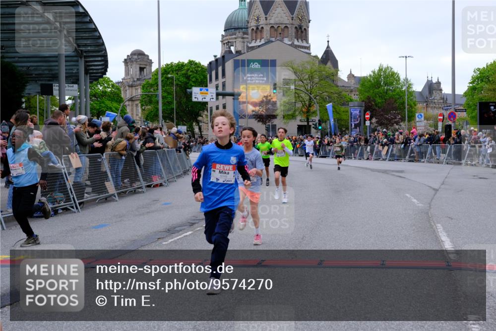 25.04.2026 - Das Zehntel Tim E. http://msf.ph/oto/9574270 25.04.2026 10:50:00 Ziel 5101, 5587, 6043, 6332, 6349, 6414, 6684, 6710, 7257, 7260, 7688, 7695, 7929, 7951, 8032, 8037, 8040, 8051, 8054 meine-sportfotos.de