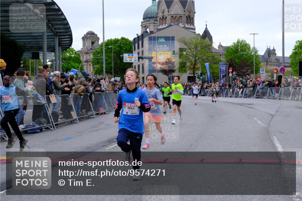 25.04.2026 - Das Zehntel Tim E. http://msf.ph/oto/9574271 25.04.2026 10:50:00 Ziel 5101, 5587, 6043, 6332, 6349, 6414, 6684, 6710, 7257, 7260, 7688, 7695, 7929, 7951, 8032, 8037, 8040, 8051, 8054 meine-sportfotos.de