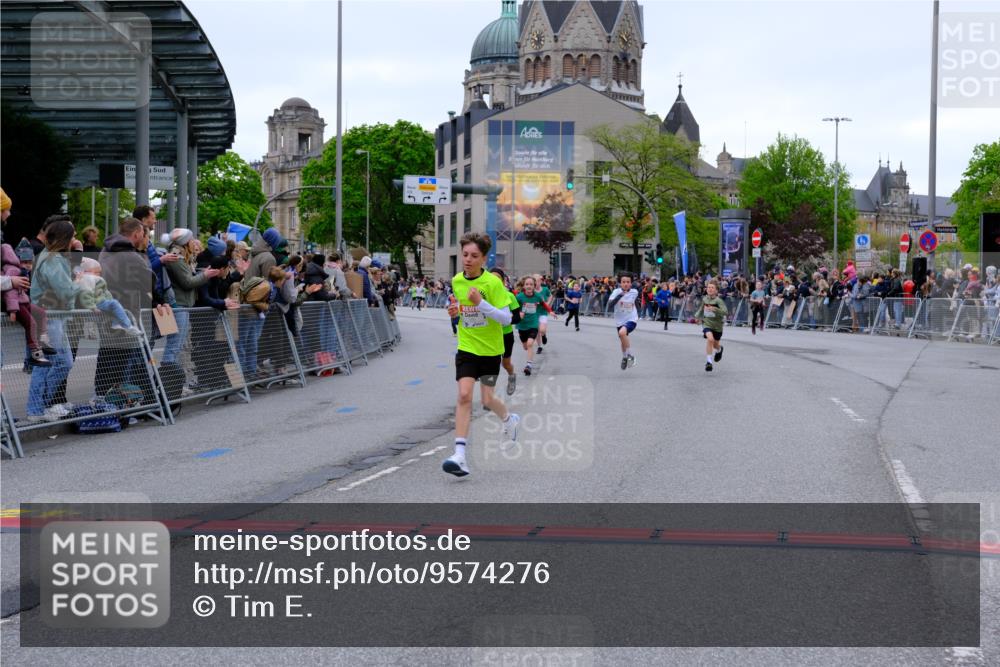 25.04.2026 - Das Zehntel Tim E. http://msf.ph/oto/9574276 25.04.2026 10:50:01 Ziel 5101, 5587, 6043, 6332, 6349, 6414, 6684, 6710, 7257, 7260, 7688, 7695, 7929, 7951, 8032, 8037, 8040, 8051, 8054 meine-sportfotos.de