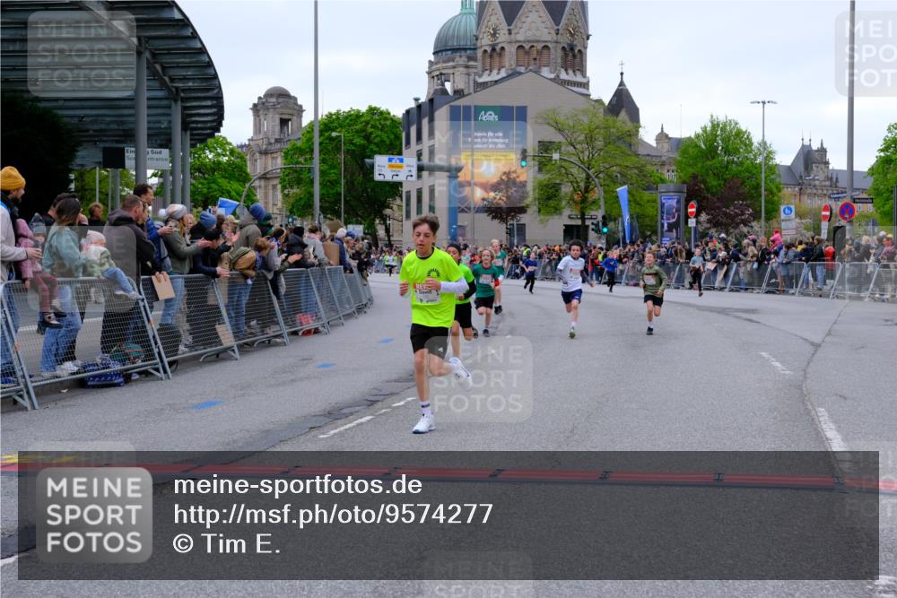 25.04.2026 - Das Zehntel Tim E. http://msf.ph/oto/9574277 25.04.2026 10:50:01 Ziel 5101, 5587, 6043, 6332, 6349, 6414, 6684, 6710, 7257, 7260, 7688, 7695, 7929, 7951, 8032, 8037, 8040, 8051, 8054 meine-sportfotos.de