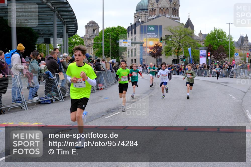 25.04.2026 - Das Zehntel Tim E. http://msf.ph/oto/9574284 25.04.2026 10:50:02 Ziel 5101, 5587, 6043, 6066, 6349, 6414, 6684, 6710, 7257, 7260, 7688, 7695, 7929, 7951, 8037, 8040, 8051, 8054 meine-sportfotos.de