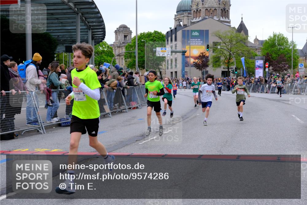 25.04.2026 - Das Zehntel Tim E. http://msf.ph/oto/9574286 25.04.2026 10:50:02 Ziel 5101, 5587, 6043, 6066, 6349, 6414, 6684, 6710, 7257, 7260, 7688, 7695, 7929, 7951, 8037, 8040, 8051, 8054 meine-sportfotos.de
