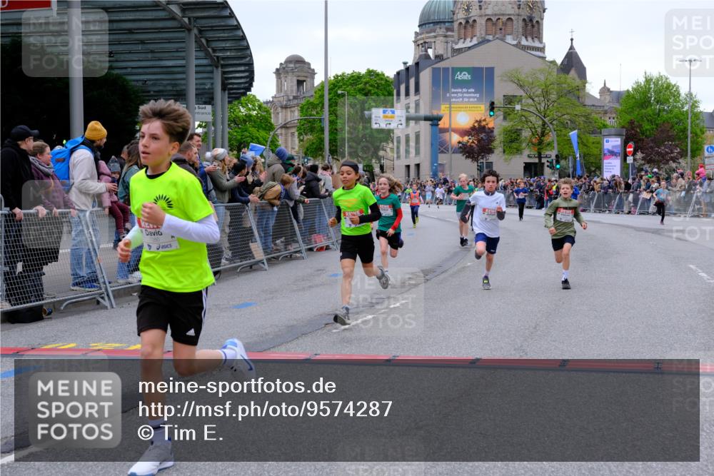 25.04.2026 - Das Zehntel Tim E. http://msf.ph/oto/9574287 25.04.2026 10:50:03 Ziel 5587, 6043, 6059, 6066, 6349, 6414, 6684, 6710, 7257, 7260, 7393, 7582, 7688, 7695, 7929, 7951, 8037, 8040, 8054 meine-sportfotos.de