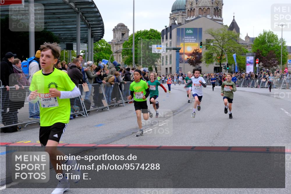 25.04.2026 - Das Zehntel Tim E. http://msf.ph/oto/9574288 25.04.2026 10:50:03 Ziel 5587, 6043, 6059, 6066, 6349, 6414, 6684, 6710, 7257, 7260, 7393, 7582, 7688, 7695, 7929, 7951, 8037, 8040, 8054 meine-sportfotos.de