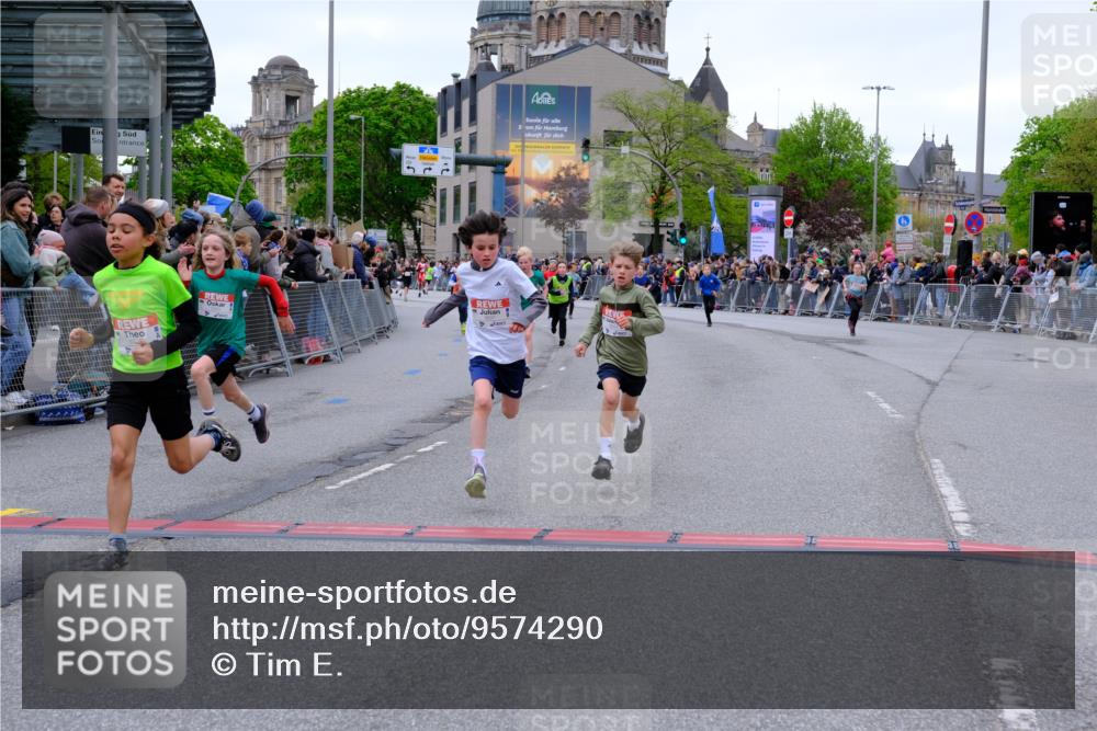 25.04.2026 - Das Zehntel Tim E. http://msf.ph/oto/9574290 25.04.2026 10:50:03 Ziel 5587, 6043, 6059, 6066, 6349, 6414, 6684, 6710, 7257, 7260, 7393, 7582, 7688, 7695, 7929, 7951, 8037, 8040, 8054 meine-sportfotos.de