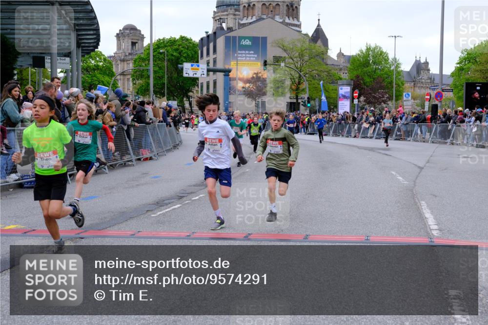 25.04.2026 - Das Zehntel Tim E. http://msf.ph/oto/9574291 25.04.2026 10:50:03 Ziel 5587, 6043, 6059, 6066, 6349, 6414, 6684, 6710, 7257, 7260, 7393, 7582, 7688, 7695, 7929, 7951, 8037, 8040, 8054 meine-sportfotos.de