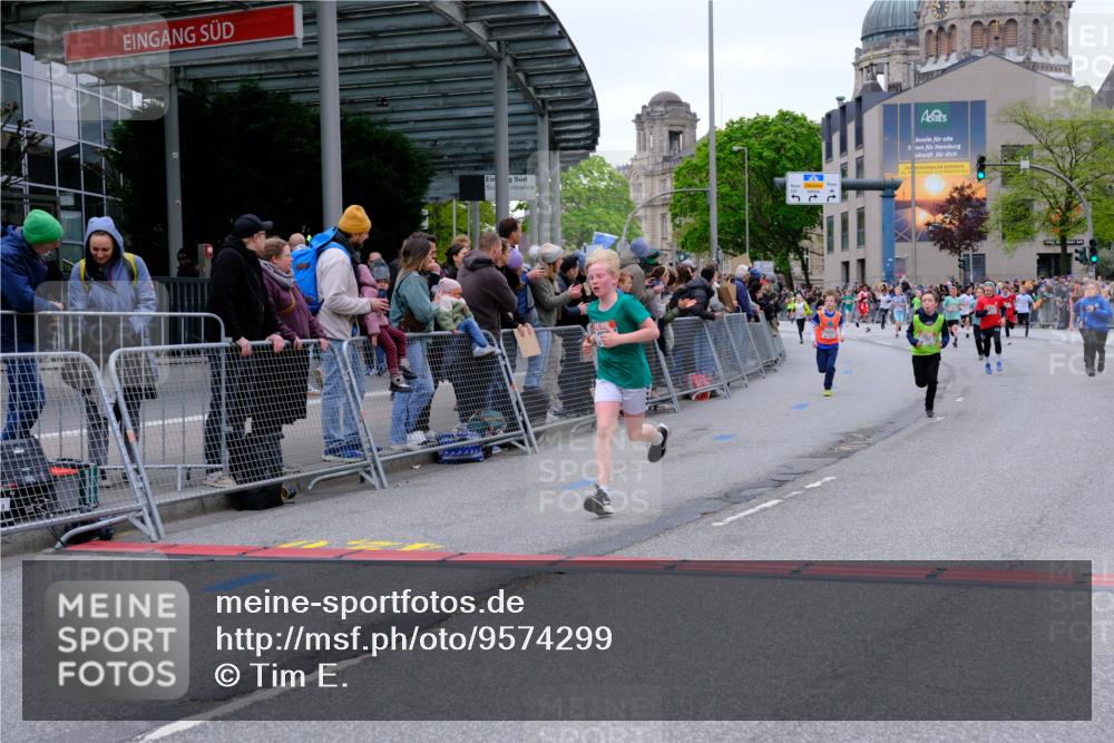 25.04.2026 - Das Zehntel Tim E. http://msf.ph/oto/9574299 25.04.2026 10:50:05 Ziel 5391, 5587, 6059, 6066, 6119, 6349, 6414, 6710, 7257, 7260, 7393, 7582, 7688, 7929, 7951, 8037, 8054 meine-sportfotos.de