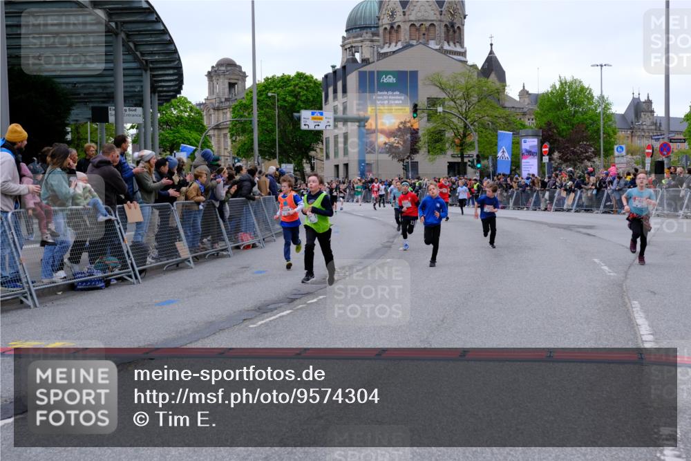 25.04.2026 - Das Zehntel Tim E. http://msf.ph/oto/9574304 25.04.2026 10:50:07 Ziel 5391, 6000, 6059, 6066, 6119, 6141, 6710, 7260, 7393, 7501, 7582, 7929, 7951, 8037, 8054 meine-sportfotos.de