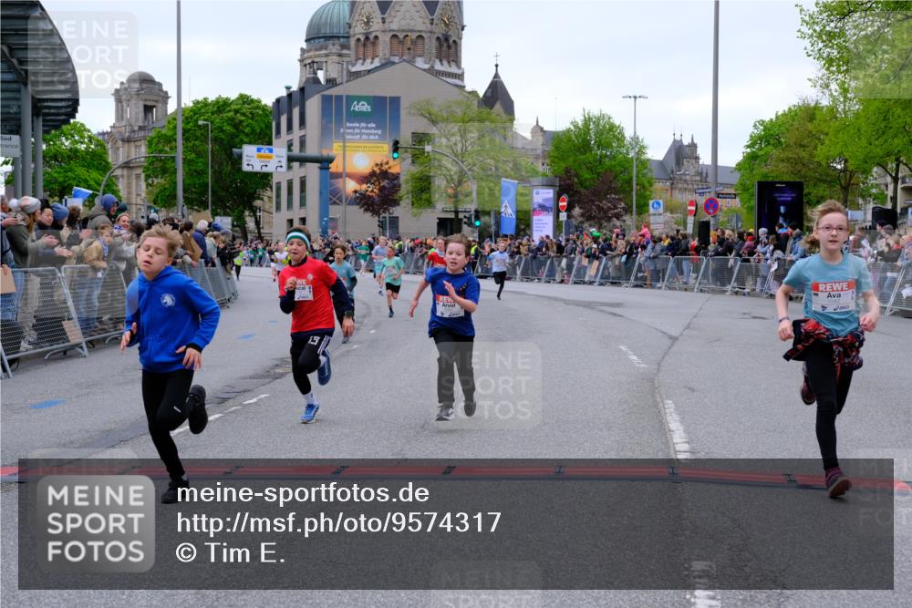 25.04.2026 - Das Zehntel Tim E. http://msf.ph/oto/9574317 25.04.2026 10:50:09 Ziel 5391, 6000, 6059, 6066, 6119, 6141, 6410, 6510, 6533, 6710, 7393, 7501, 7582, 7929, 7951, 8037, 8054 meine-sportfotos.de