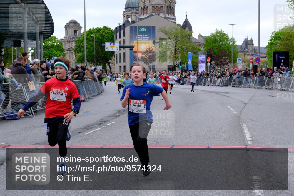25.04.2026 - Das Zehntel Tim E. http://msf.ph/oto/9574324 25.04.2026 10:50:10 Ziel 5036, 5391, 6000, 6059, 6066, 6119, 6141, 6410, 6510, 6525, 6533, 7393, 7501, 7582, 7929, 7951, 8054 meine-sportfotos.de