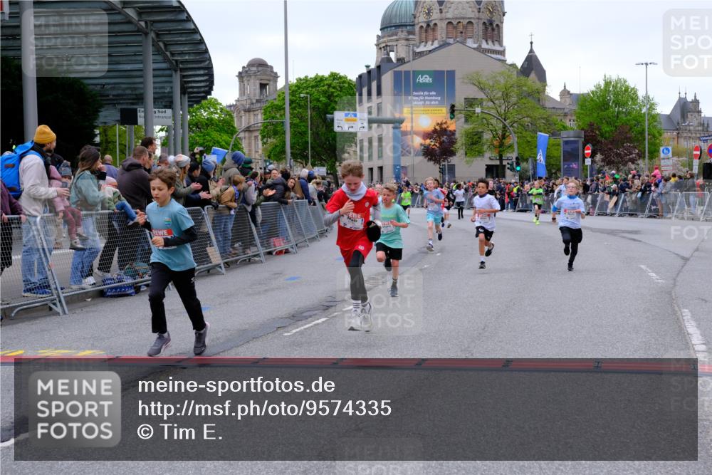 25.04.2026 - Das Zehntel Tim E. http://msf.ph/oto/9574335 25.04.2026 10:50:12 Ziel 5036, 5391, 5482, 6000, 6059, 6066, 6119, 6141, 6410, 6510, 6525, 6533, 6555, 7393, 7501, 7582, 7704, 7951 meine-sportfotos.de