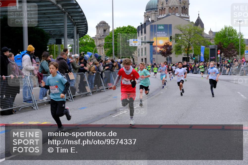 25.04.2026 - Das Zehntel Tim E. http://msf.ph/oto/9574337 25.04.2026 10:50:12 Ziel 5036, 5391, 5482, 6000, 6059, 6066, 6119, 6141, 6410, 6510, 6525, 6533, 6555, 7393, 7501, 7582, 7704, 7951 meine-sportfotos.de