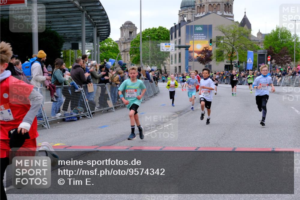 25.04.2026 - Das Zehntel Tim E. http://msf.ph/oto/9574342 25.04.2026 10:50:13 Ziel 5036, 5391, 5482, 6000, 6059, 6066, 6119, 6141, 6410, 6510, 6525, 6533, 6555, 7331, 7393, 7501, 7582, 7704 meine-sportfotos.de