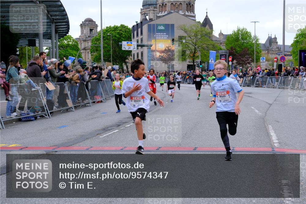 25.04.2026 - Das Zehntel Tim E. http://msf.ph/oto/9574347 25.04.2026 10:50:14 Ziel 5036, 5391, 5482, 6000, 6059, 6066, 6119, 6141, 6410, 6510, 6525, 6533, 6555, 7331, 7393, 7501, 7582, 7704 meine-sportfotos.de