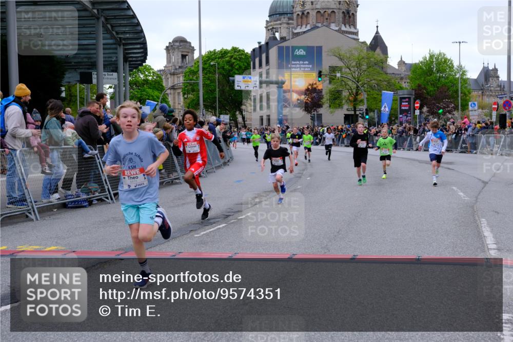 25.04.2026 - Das Zehntel Tim E. http://msf.ph/oto/9574351 25.04.2026 10:50:16 Ziel 5036, 5287, 5298, 5391, 5482, 6000, 6119, 6141, 6410, 6510, 6525, 6533, 6555, 6733, 7331, 7501, 7704 meine-sportfotos.de