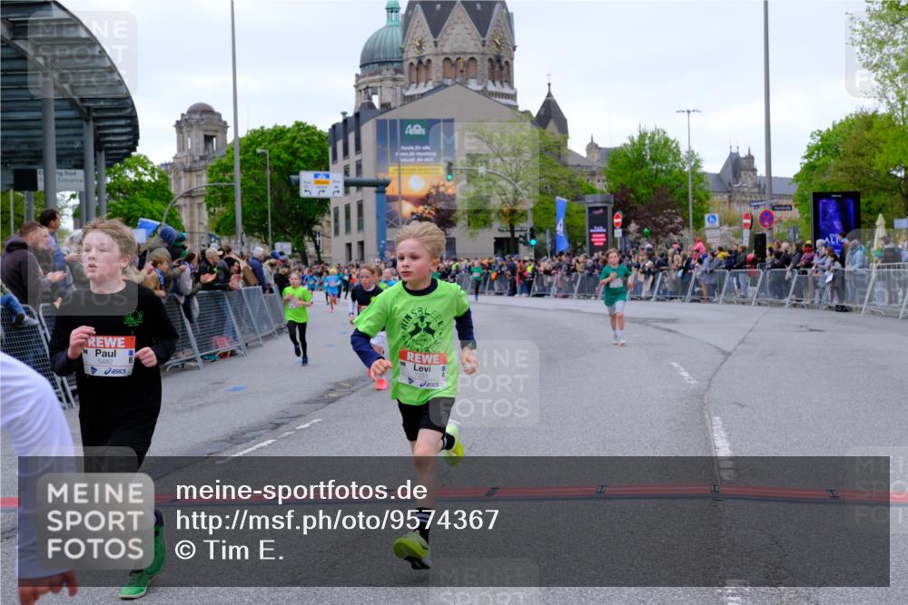 25.04.2026 - Das Zehntel Tim E. http://msf.ph/oto/9574367 25.04.2026 10:50:19 Ziel 5036, 5110, 5287, 5298, 5482, 5736, 6000, 6410, 6510, 6525, 6533, 6555, 6717, 6733, 7331, 7704, 7928 meine-sportfotos.de