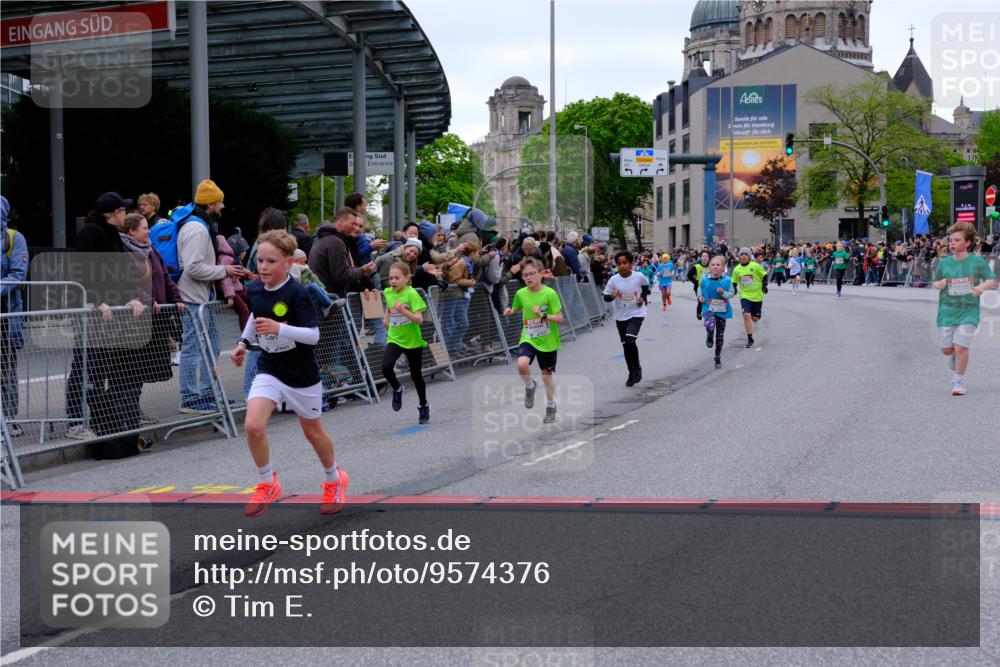 25.04.2026 - Das Zehntel Tim E. http://msf.ph/oto/9574376 25.04.2026 10:50:21 Ziel 5036, 5110, 5287, 5298, 5482, 5736, 6099, 6410, 6525, 6555, 6717, 6733, 7331, 7704, 7928 meine-sportfotos.de