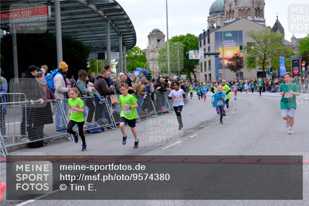 25.04.2026 - Das Zehntel Tim E. http://msf.ph/oto/9574380 25.04.2026 10:50:22 Ziel 5036, 5110, 5287, 5298, 5482, 5736, 6099, 6525, 6555, 6717, 6733, 7331, 7546, 7704, 7928 meine-sportfotos.de