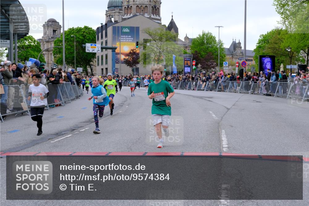 25.04.2026 - Das Zehntel Tim E. http://msf.ph/oto/9574384 25.04.2026 10:50:22 Ziel 5036, 5110, 5287, 5298, 5482, 5736, 6099, 6525, 6555, 6717, 6733, 7331, 7546, 7704, 7928 meine-sportfotos.de
