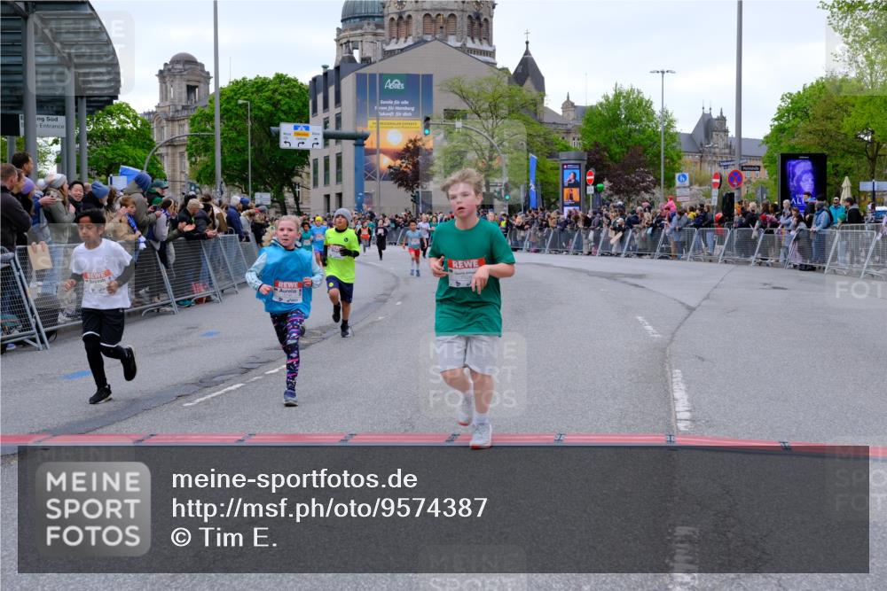 25.04.2026 - Das Zehntel Tim E. http://msf.ph/oto/9574387 25.04.2026 10:50:23 Ziel 5110, 5287, 5298, 5482, 5736, 5869, 5885, 6099, 6496, 6555, 6717, 6733, 6919, 7331, 7546, 7704, 7928 meine-sportfotos.de