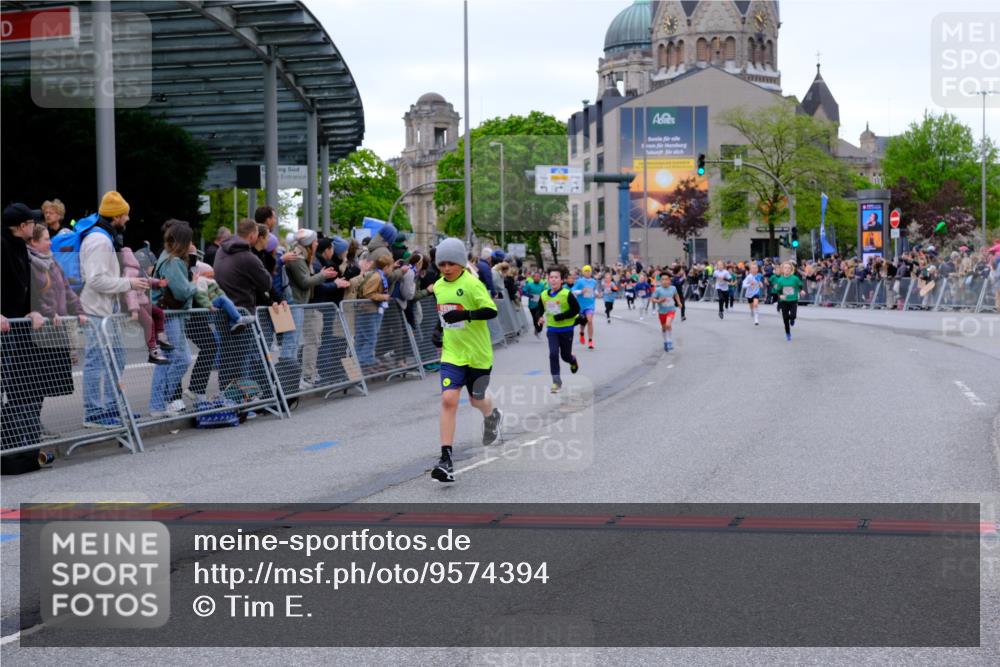 25.04.2026 - Das Zehntel Tim E. http://msf.ph/oto/9574394 25.04.2026 10:50:24 Ziel 5110, 5287, 5298, 5482, 5736, 5811, 5869, 5885, 6099, 6496, 6717, 6733, 6919, 7331, 7546, 7704, 7725, 7928 meine-sportfotos.de