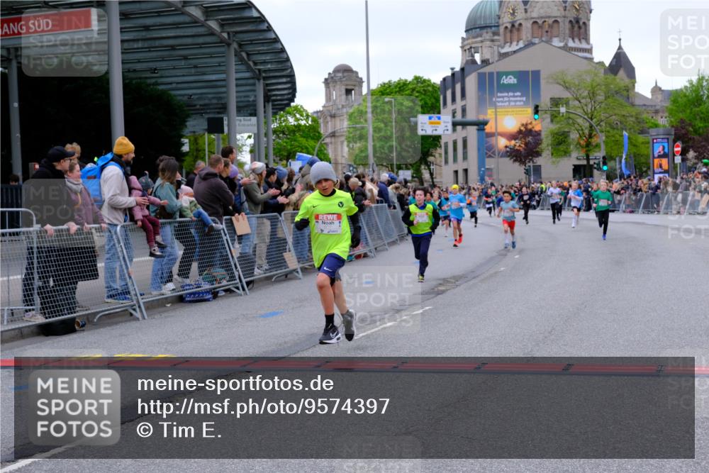 25.04.2026 - Das Zehntel Tim E. http://msf.ph/oto/9574397 25.04.2026 10:50:25 Ziel 5110, 5287, 5298, 5422, 5457, 5458, 5736, 5743, 5811, 5869, 5885, 6099, 6496, 6717, 6733, 6919, 7104, 7331, 7546, 7725, 7928 meine-sportfotos.de