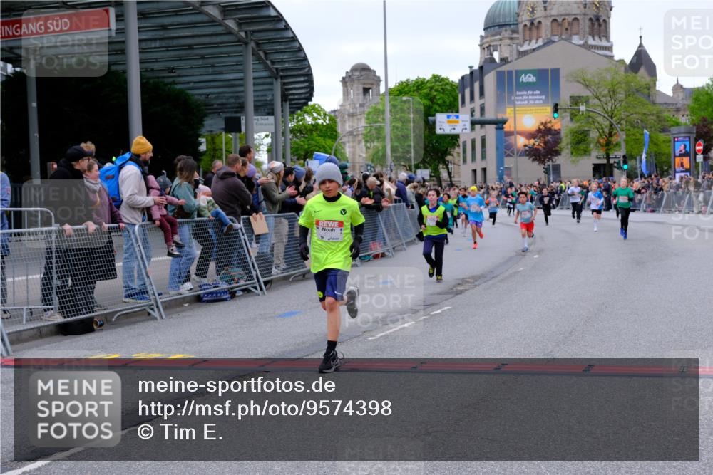25.04.2026 - Das Zehntel Tim E. http://msf.ph/oto/9574398 25.04.2026 10:50:25 Ziel 5110, 5287, 5298, 5422, 5457, 5458, 5736, 5743, 5811, 5869, 5885, 6099, 6496, 6717, 6733, 6919, 7104, 7331, 7546, 7725, 7928 meine-sportfotos.de