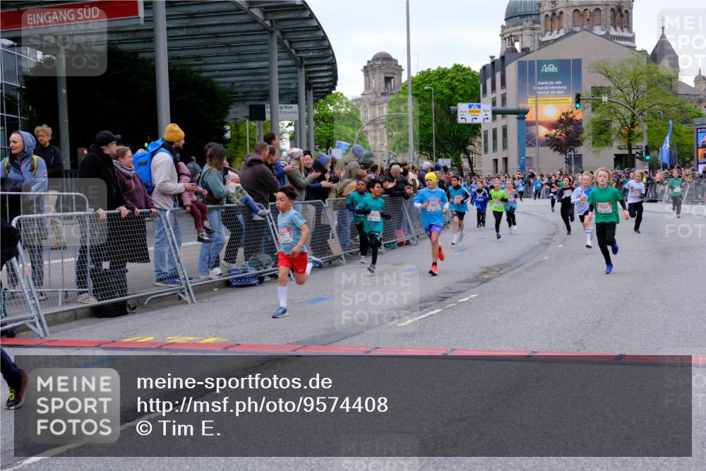 25.04.2026 - Das Zehntel Tim E. http://msf.ph/oto/9574408 25.04.2026 10:50:27 Ziel 5110, 5287, 5298, 5422, 5457, 5458, 5736, 5743, 5811, 5869, 5885, 6099, 6496, 6717, 6733, 6919, 7104, 7198, 7199, 7201, 7391, 7546, 7725, 7928, 7955 meine-sportfotos.de