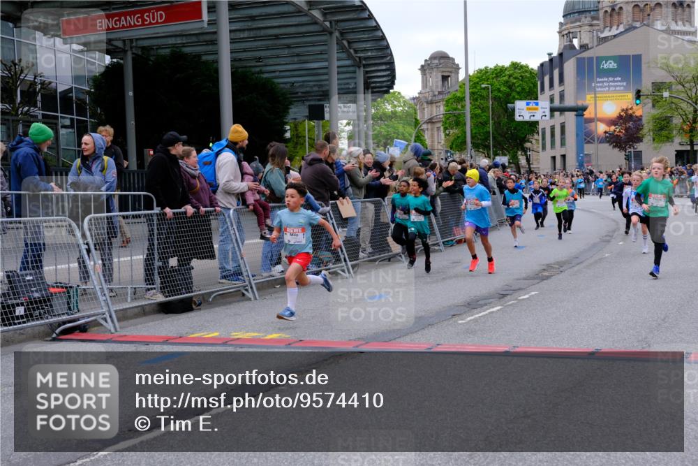 25.04.2026 - Das Zehntel Tim E. http://msf.ph/oto/9574410 25.04.2026 10:50:28 Ziel 5110, 5287, 5298, 5422, 5457, 5458, 5736, 5743, 5811, 5869, 5885, 6099, 6496, 6717, 6919, 7104, 7198, 7199, 7201, 7391, 7546, 7725, 7928, 7955, 7968 meine-sportfotos.de