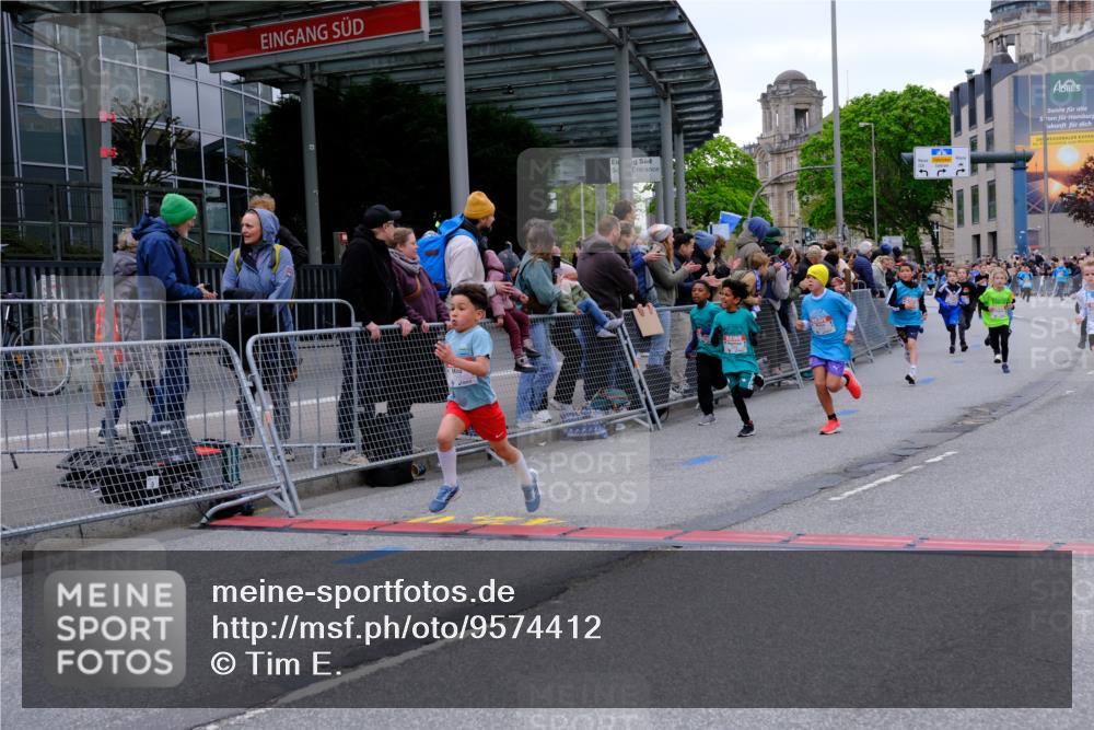 25.04.2026 - Das Zehntel Tim E. http://msf.ph/oto/9574412 25.04.2026 10:50:28 Ziel 5110, 5287, 5298, 5422, 5457, 5458, 5736, 5743, 5811, 5869, 5885, 6099, 6496, 6717, 6919, 7104, 7198, 7199, 7201, 7391, 7546, 7725, 7928, 7955, 7968 meine-sportfotos.de