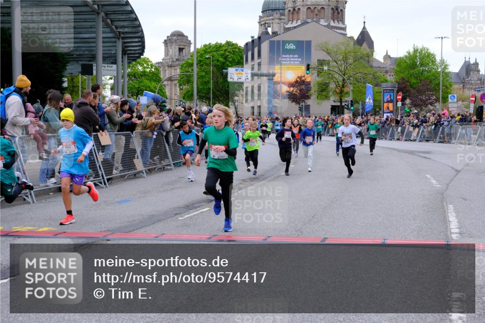 25.04.2026 - Das Zehntel Tim E. http://msf.ph/oto/9574417 25.04.2026 10:50:29 Ziel 5110, 5422, 5457, 5458, 5736, 5743, 5811, 5869, 5885, 6099, 6496, 6717, 6919, 7104, 7198, 7199, 7201, 7391, 7546, 7725, 7928, 7955, 7968 meine-sportfotos.de