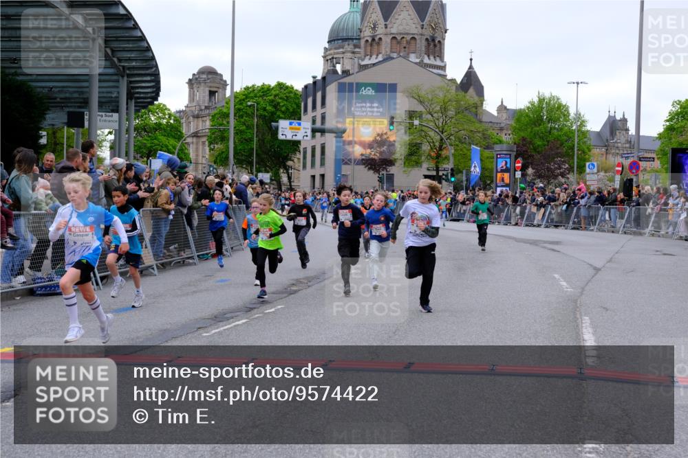 25.04.2026 - Das Zehntel Tim E. http://msf.ph/oto/9574422 25.04.2026 10:50:30 Ziel 5422, 5457, 5458, 5580, 5743, 5811, 5869, 5885, 6099, 6496, 6717, 6919, 7104, 7198, 7199, 7201, 7391, 7546, 7725, 7955, 7968 meine-sportfotos.de