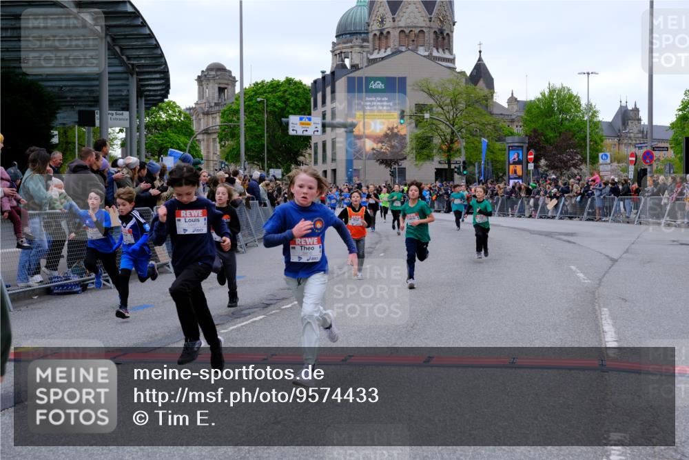 25.04.2026 - Das Zehntel Tim E. http://msf.ph/oto/9574433 25.04.2026 10:50:31 Ziel 5422, 5457, 5458, 5580, 5743, 5811, 5869, 5885, 5924, 6099, 6496, 6508, 6717, 6919, 6993, 7104, 7198, 7199, 7201, 7391, 7546, 7725, 7955, 7968 meine-sportfotos.de