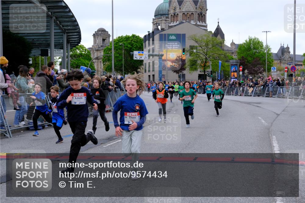 25.04.2026 - Das Zehntel Tim E. http://msf.ph/oto/9574434 25.04.2026 10:50:31 Ziel 5422, 5457, 5458, 5580, 5743, 5811, 5869, 5885, 5924, 6099, 6496, 6508, 6717, 6919, 6993, 7104, 7198, 7199, 7201, 7391, 7546, 7725, 7955, 7968 meine-sportfotos.de