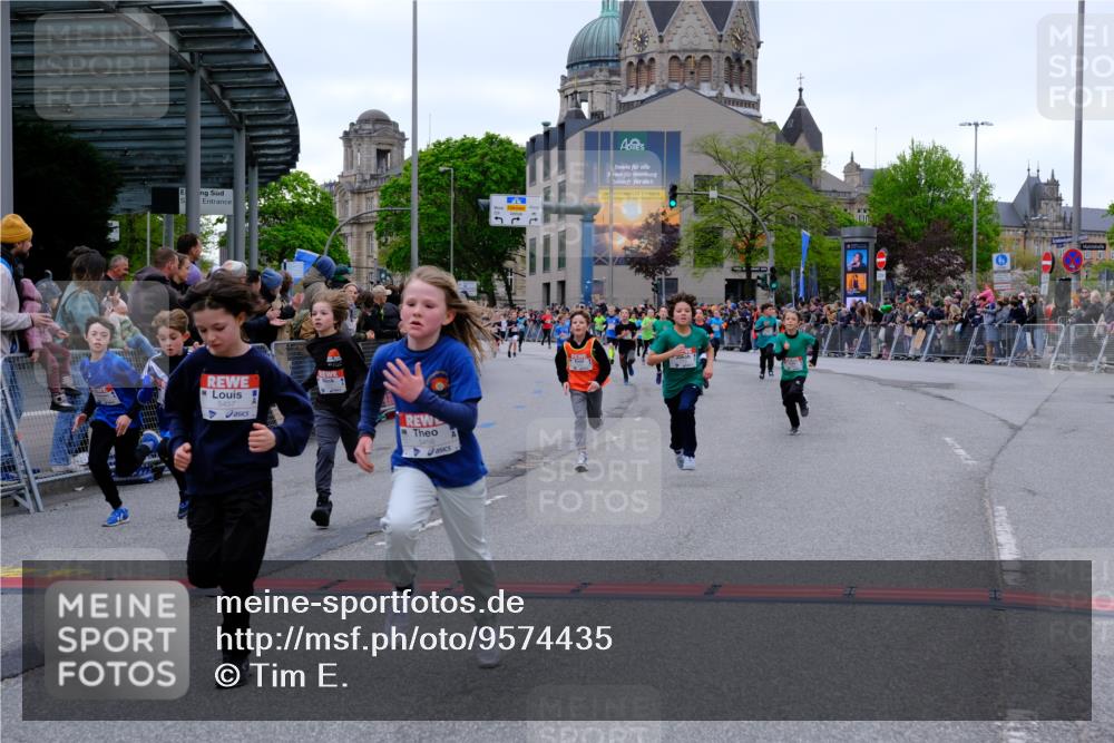 25.04.2026 - Das Zehntel Tim E. http://msf.ph/oto/9574435 25.04.2026 10:50:32 Ziel 5422, 5457, 5458, 5580, 5743, 5811, 5869, 5885, 5924, 6039, 6099, 6496, 6508, 6919, 6993, 7104, 7198, 7199, 7201, 7391, 7546, 7725, 7955, 7968 meine-sportfotos.de