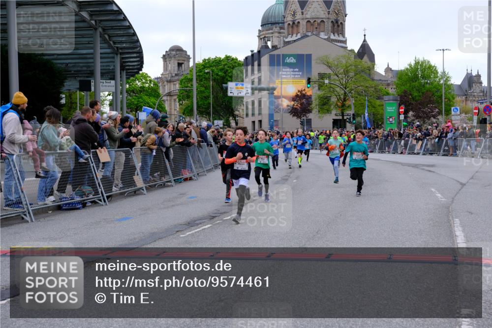 25.04.2026 - Das Zehntel Tim E. http://msf.ph/oto/9574461 25.04.2026 10:50:35 Ziel 5422, 5457, 5458, 5580, 5743, 5752, 5811, 5869, 5885, 5924, 6039, 6336, 6343, 6353, 6496, 6508, 6919, 6993, 7104, 7198, 7199, 7201, 7337, 7391, 7725, 7955, 7968 meine-sportfotos.de