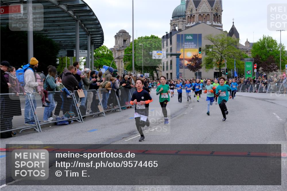 25.04.2026 - Das Zehntel Tim E. http://msf.ph/oto/9574465 25.04.2026 10:50:36 Ziel 5422, 5457, 5458, 5580, 5743, 5752, 5811, 5924, 6039, 6336, 6343, 6353, 6508, 6993, 7104, 7198, 7199, 7201, 7337, 7391, 7725, 7955, 7968 meine-sportfotos.de