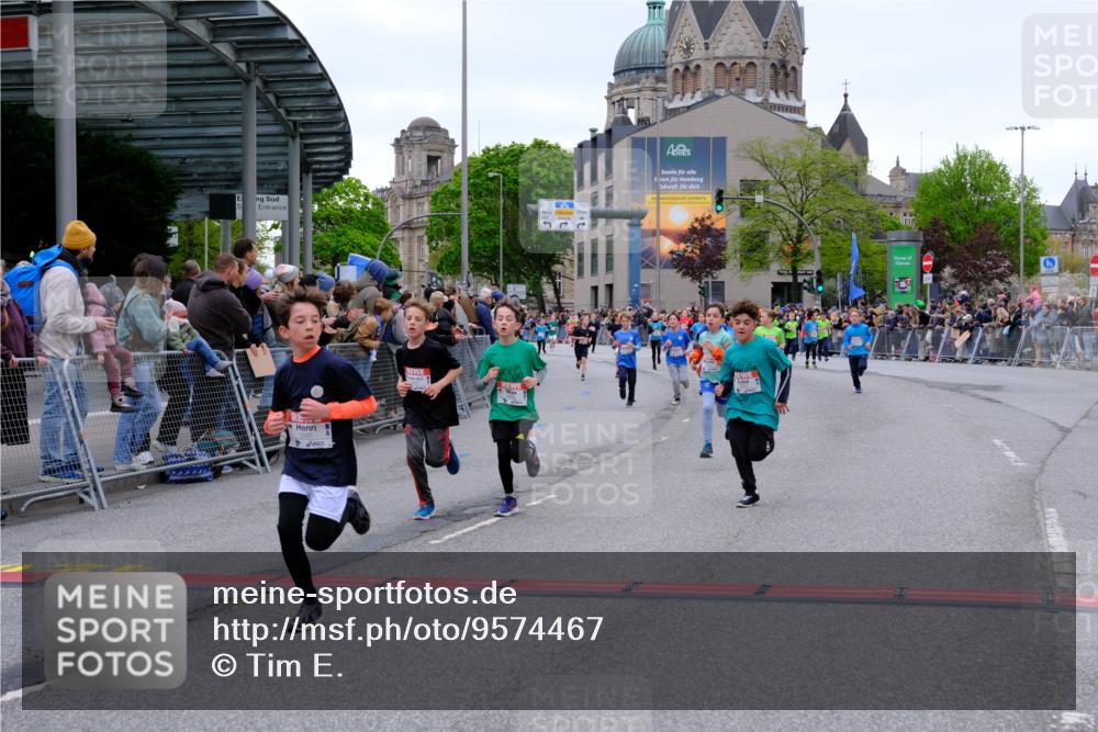 25.04.2026 - Das Zehntel Tim E. http://msf.ph/oto/9574467 25.04.2026 10:50:36 Ziel 5422, 5457, 5458, 5580, 5743, 5752, 5811, 5924, 6039, 6336, 6343, 6353, 6508, 6993, 7104, 7198, 7199, 7201, 7337, 7391, 7725, 7955, 7968 meine-sportfotos.de