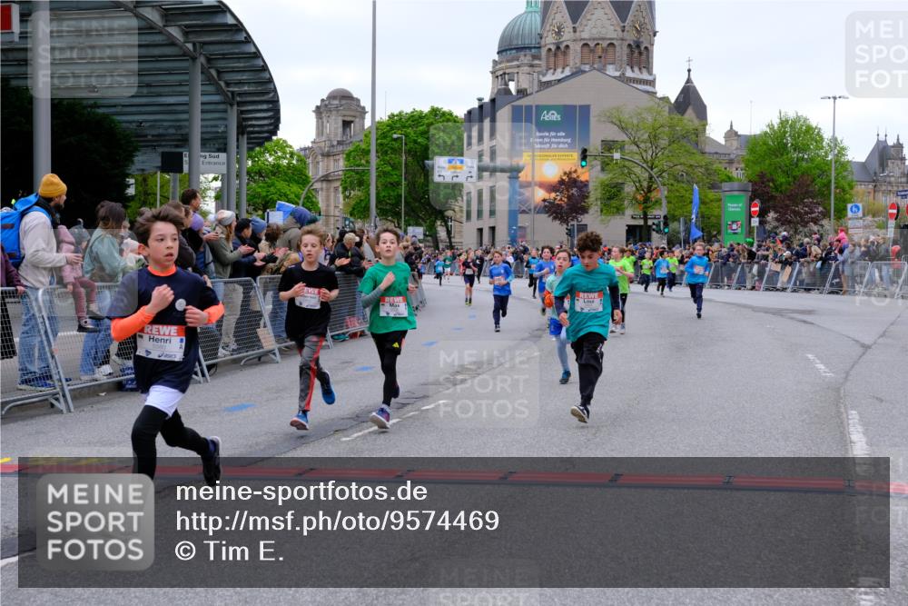 25.04.2026 - Das Zehntel Tim E. http://msf.ph/oto/9574469 25.04.2026 10:50:37 Ziel 5422, 5457, 5458, 5566, 5580, 5743, 5752, 5924, 6039, 6336, 6343, 6353, 6508, 6907, 6910, 6993, 7104, 7198, 7199, 7201, 7337, 7391, 7955, 7968 meine-sportfotos.de