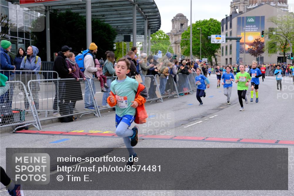 25.04.2026 - Das Zehntel Tim E. http://msf.ph/oto/9574481 25.04.2026 10:50:39 Ziel 5276, 5281, 5481, 5566, 5572, 5580, 5752, 5834, 5924, 6039, 6336, 6343, 6353, 6508, 6890, 6907, 6910, 6993, 7337, 7391, 7955, 7968 meine-sportfotos.de