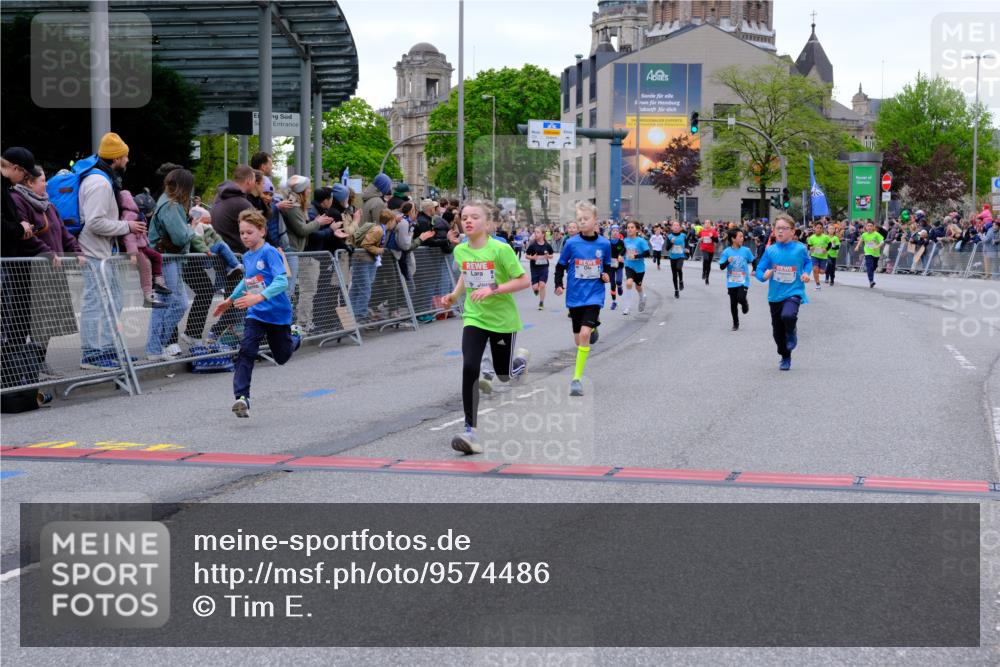 25.04.2026 - Das Zehntel Tim E. http://msf.ph/oto/9574486 25.04.2026 10:50:40 Ziel 5273, 5276, 5281, 5481, 5566, 5572, 5580, 5752, 5834, 5924, 6039, 6151, 6336, 6343, 6353, 6508, 6890, 6907, 6910, 6993, 7337, 7968 meine-sportfotos.de
