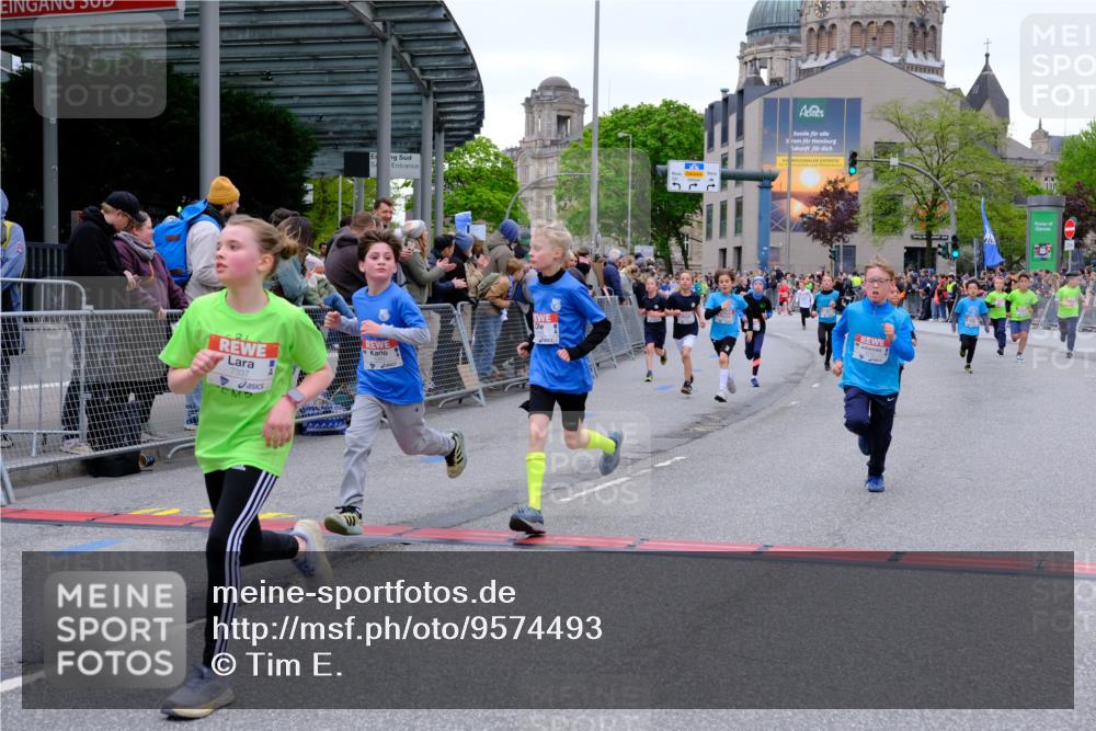 25.04.2026 - Das Zehntel Tim E. http://msf.ph/oto/9574493 25.04.2026 10:50:41 Ziel 5273, 5276, 5281, 5481, 5566, 5572, 5580, 5752, 5834, 5924, 6039, 6151, 6336, 6343, 6353, 6508, 6890, 6907, 6910, 6993, 7337 meine-sportfotos.de