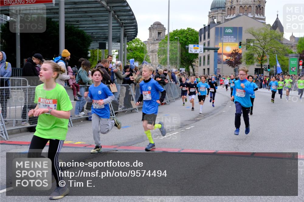 25.04.2026 - Das Zehntel Tim E. http://msf.ph/oto/9574494 25.04.2026 10:50:41 Ziel 5273, 5276, 5281, 5481, 5566, 5572, 5580, 5752, 5834, 5924, 6039, 6151, 6336, 6343, 6353, 6508, 6890, 6907, 6910, 6993, 7337 meine-sportfotos.de