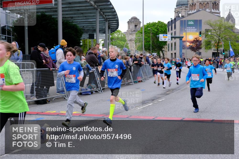 25.04.2026 - Das Zehntel Tim E. http://msf.ph/oto/9574496 25.04.2026 10:50:41 Ziel 5273, 5276, 5281, 5481, 5566, 5572, 5580, 5752, 5834, 5924, 6039, 6151, 6336, 6343, 6353, 6508, 6890, 6907, 6910, 6993, 7337 meine-sportfotos.de